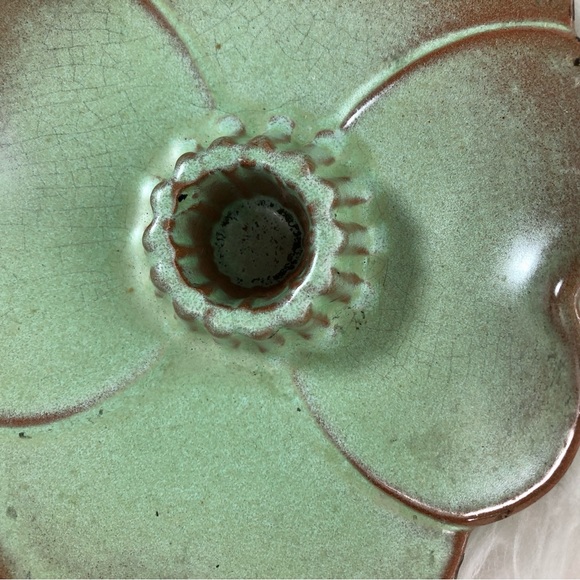 FRANKOMA GREEN PRAIRIE FOUR LEAF CLOVER CANDLE HOLDER - Picture 2 of 5